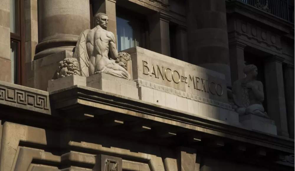 Funcionario de Banxico infectado con coronavirus COVID-19