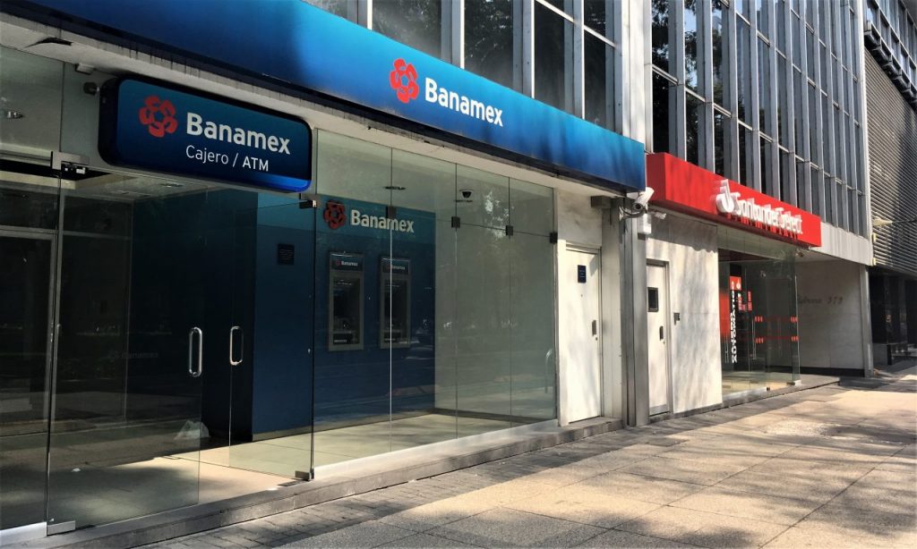 bancos de la CDMX cambian de horario para evitar aglomeraciones