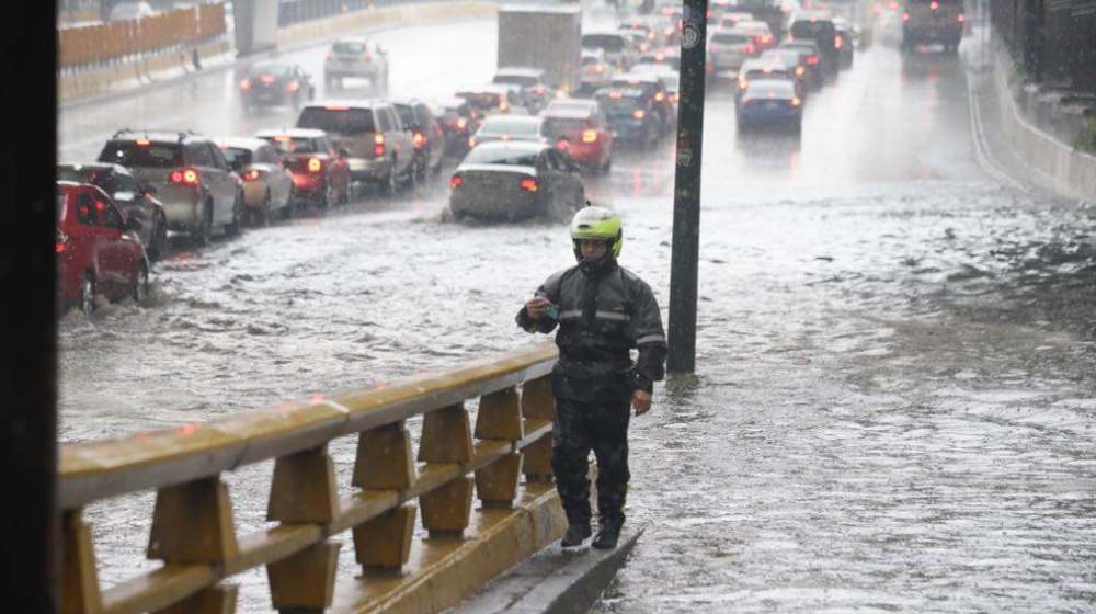 Activan alerta amarilla por lluvia en nueve alcaldías de la CDMX