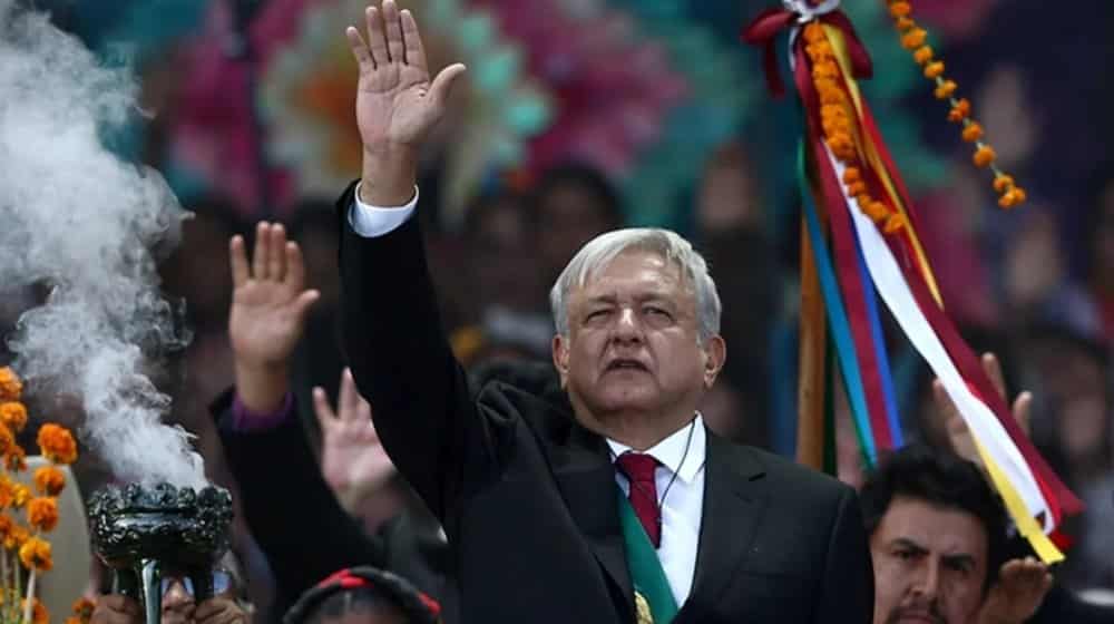 100 compromisos de AMLO