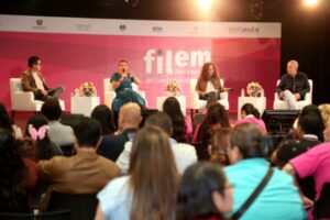 Realizan encuentro de bibliotecarios en el quinto día de FILEM 2023