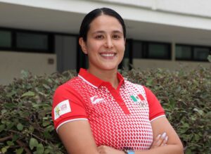 Jessica Salazar, una campeona en el ciclismo y en las aulas