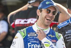 Daniel Suárez va al Martinsville Speedway en fecha 35 de NASCAR Cup