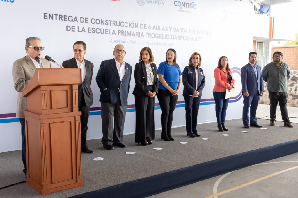 Entrega Lupita Murguía obras en la Escuela Primaria Rogelio Garfias Ruiz