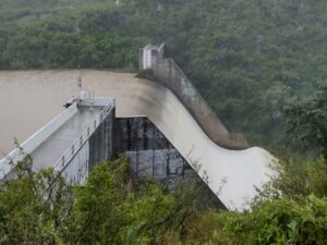 Ante el paso de Norma, presas de Baja California Sur operan correctamente