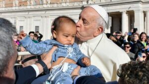 Francisco: “Es evangelizando como somos evangelizados”